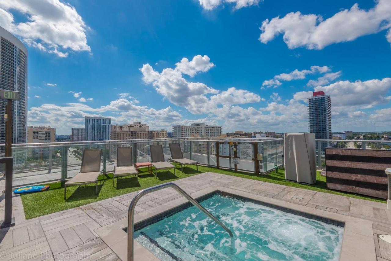 Ocean View 1 Bed On The 19th Floor Hollywood Appartement